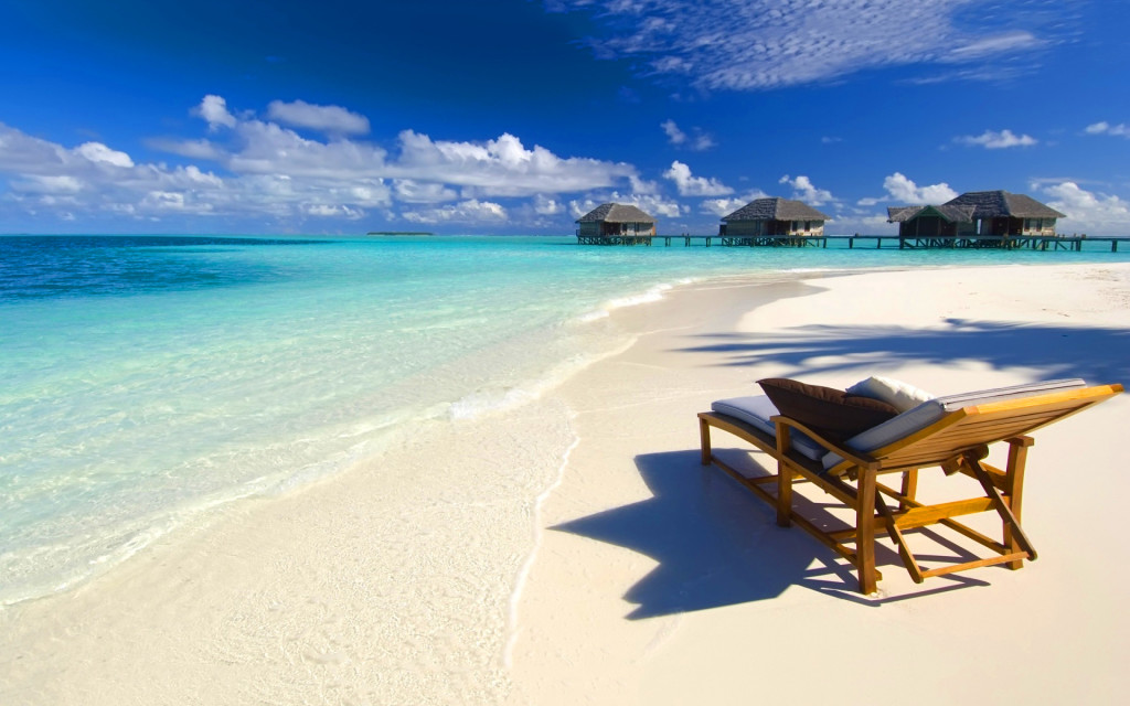 6909851-paradise-beach-maldives